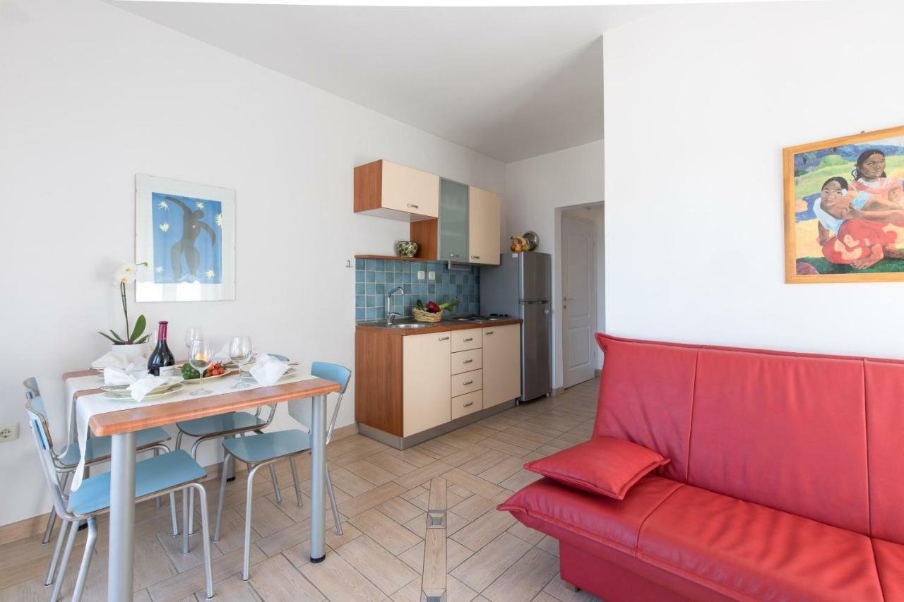 Apartments Ivona Malinska Kültér fotó